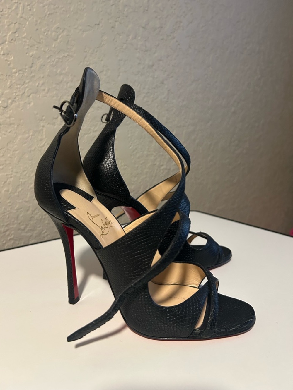 Christian Louboutin, MALEFISSIMA 100 CALF. Black Textured Leather Strappy Heels